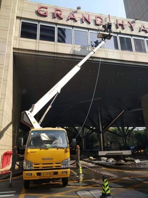 東莞車載式22米高空車租賃服務(wù) 即時(shí)預(yù)定，即刻出車，吊籃出租全程無憂